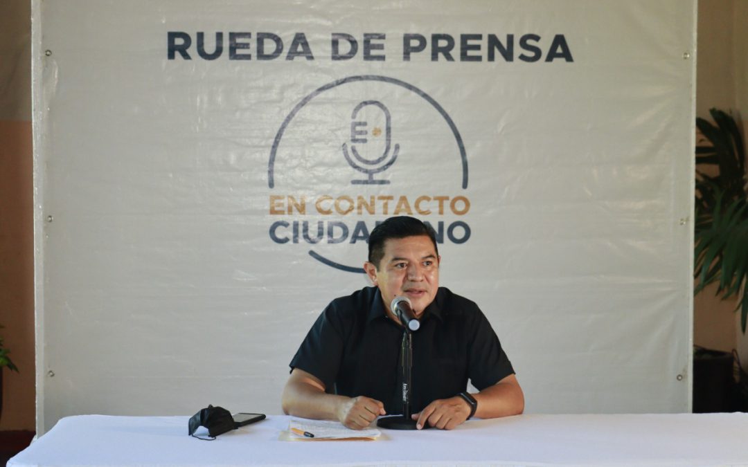 Presidente municipal de Valladolid, durante la conferencia de prensa.